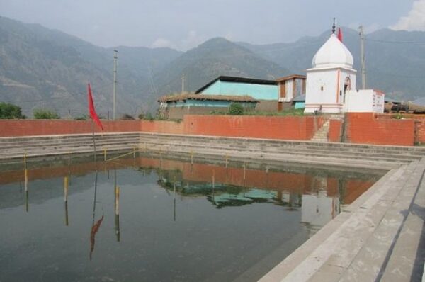 J&K: A Dream Destination: Mantalai Temple