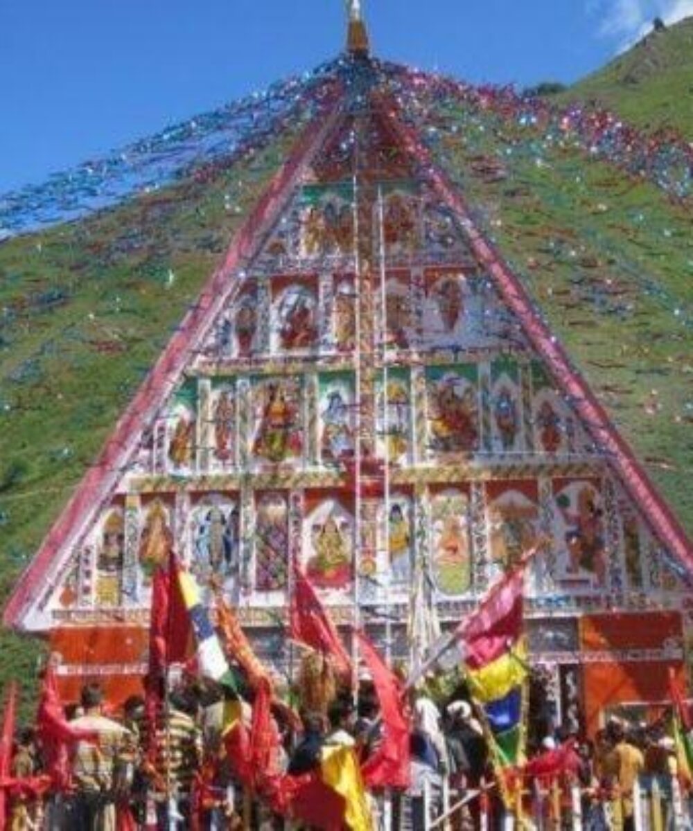 J&K: A Dream Destination: Machail Mata